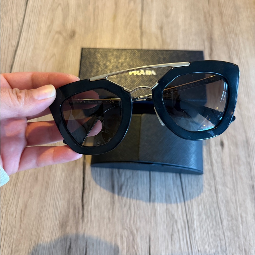 Prada Women's Sunglasses - Picture 4 of 6